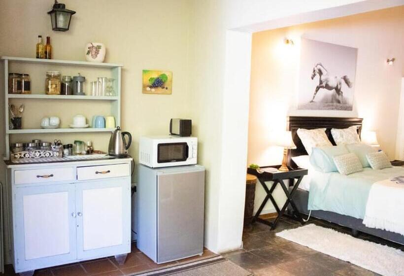 Номер Стандарт, Panda S Guest Cottages