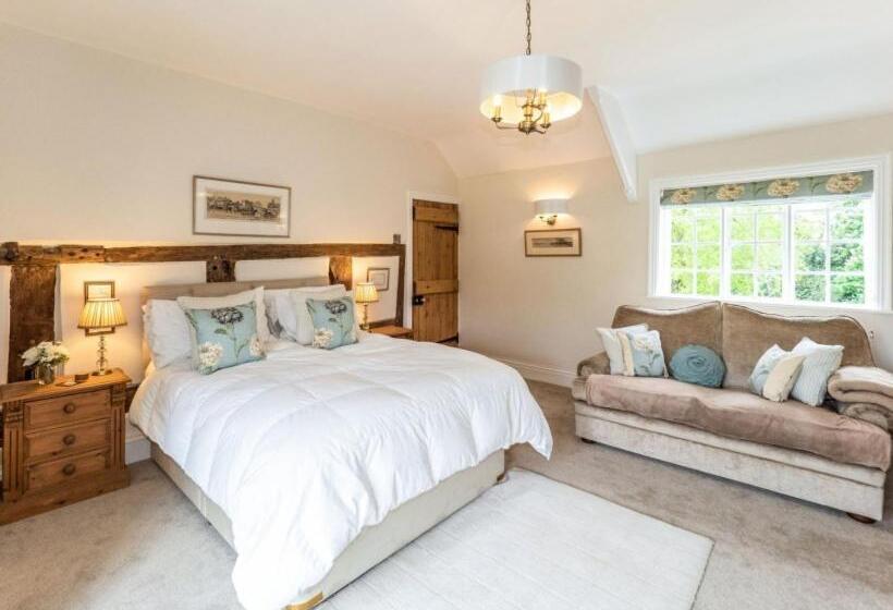 Quarto Deluxe, Pinley Hill House