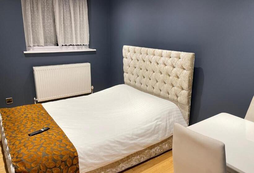 اتاق استاندارد, Apartment & Rooms In London