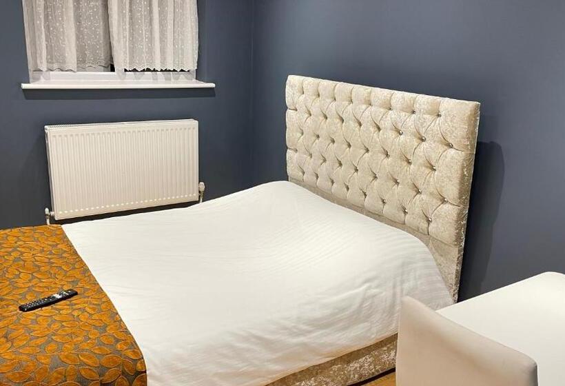 اتاق استاندارد, Apartment & Rooms In London