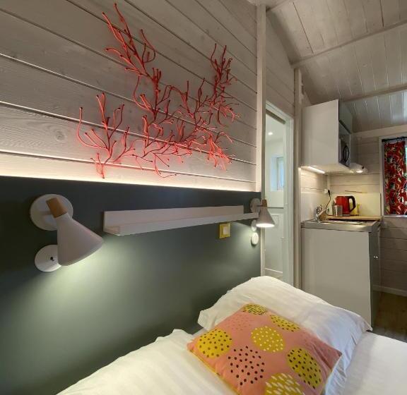 Quarto Estandar, Le Cabanon De Chessy