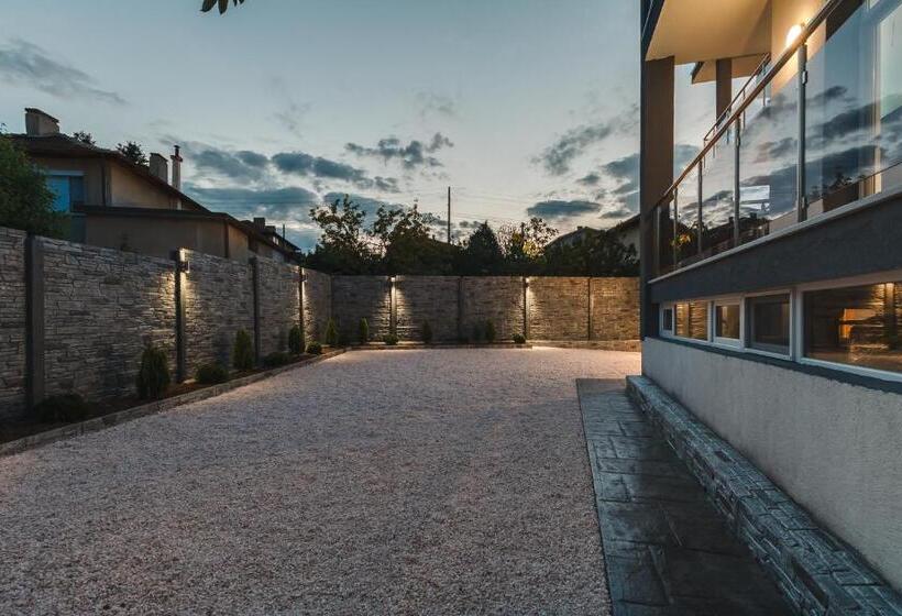 Номер Стандарт Трехместный, Gramada Guest House