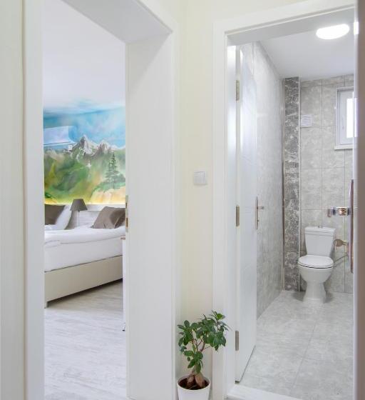 Номер Стандарт Трехместный, Gramada Guest House