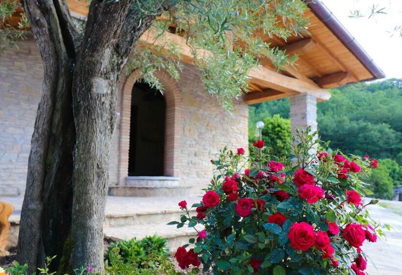 Семейный Номер, Agriturismo La Tana
