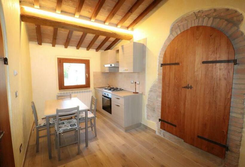 Семейный Номер, Agriturismo La Tana