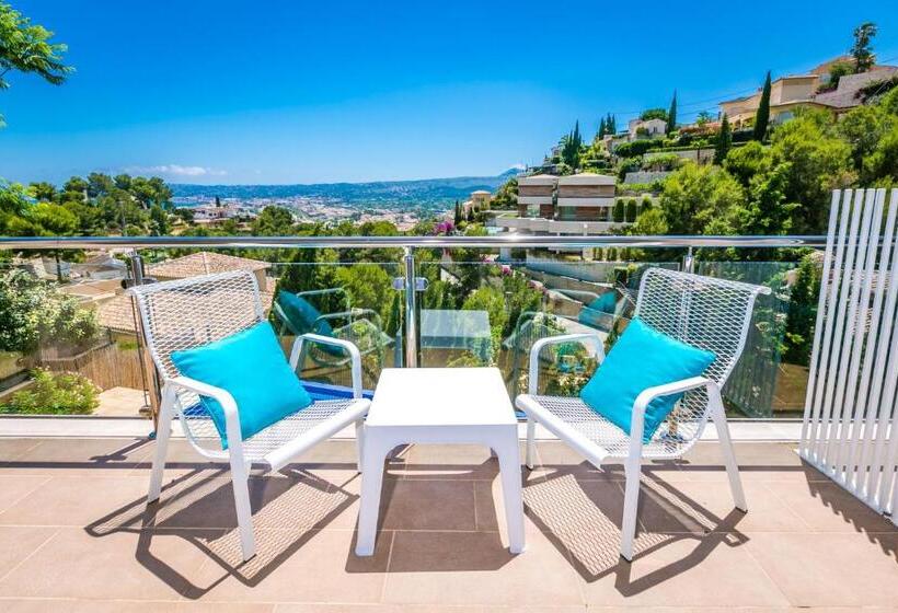 اتاق استاندارد با بالکن و چشم‌انداز دریا, Villa Tranquila