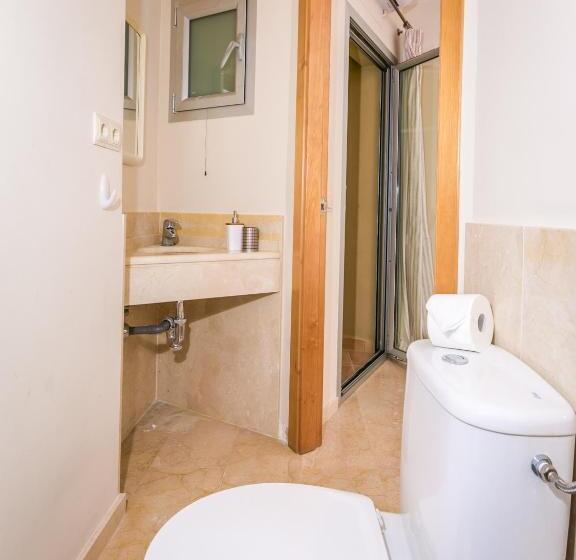 اتاق اکونومی, Villa Tranquila