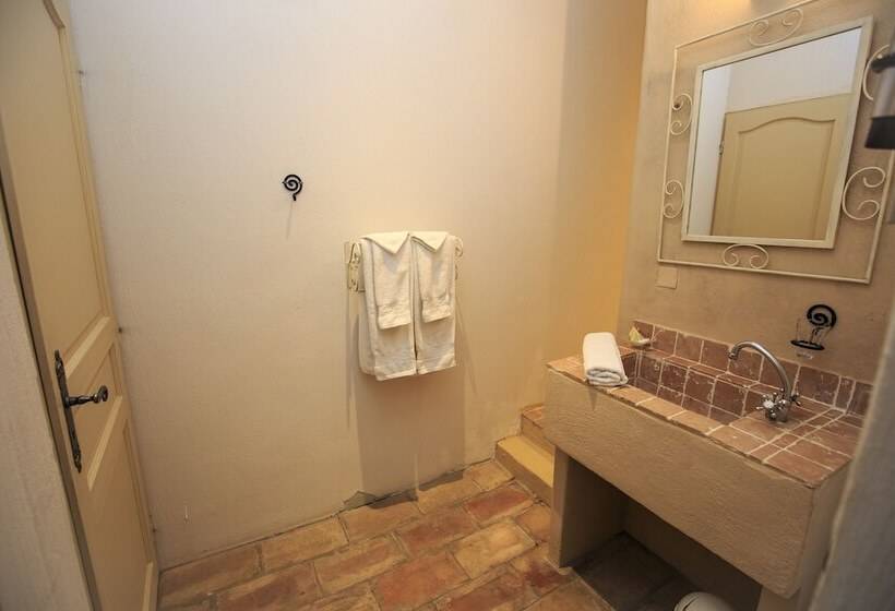 Quarto Comfort, Domaine Des Escaunes