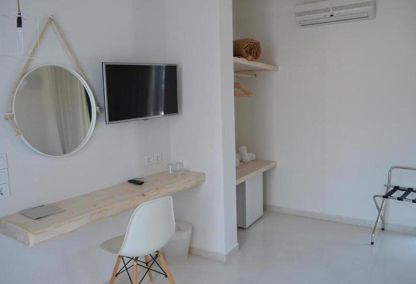 Classic room with balcony, Faros Resort