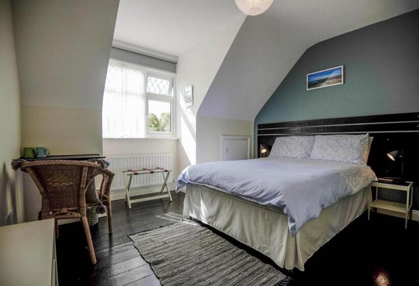 Standard room with outdoor bath, Bluetit Lodge