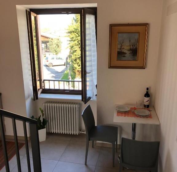 خانه 3 خوابه, La Casa Della Ada