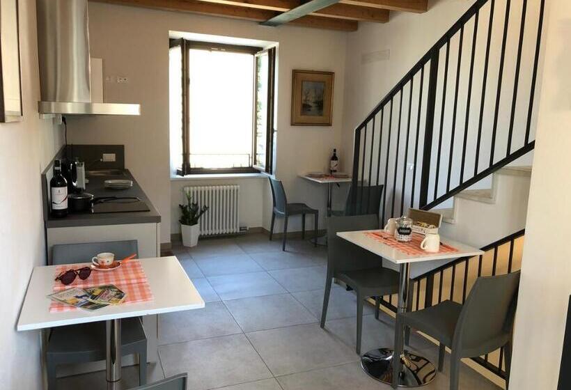 خانه 3 خوابه, La Casa Della Ada