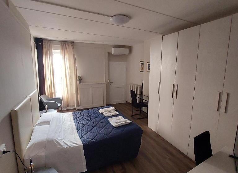 Quarto Estandar, Affittacamere La Mura