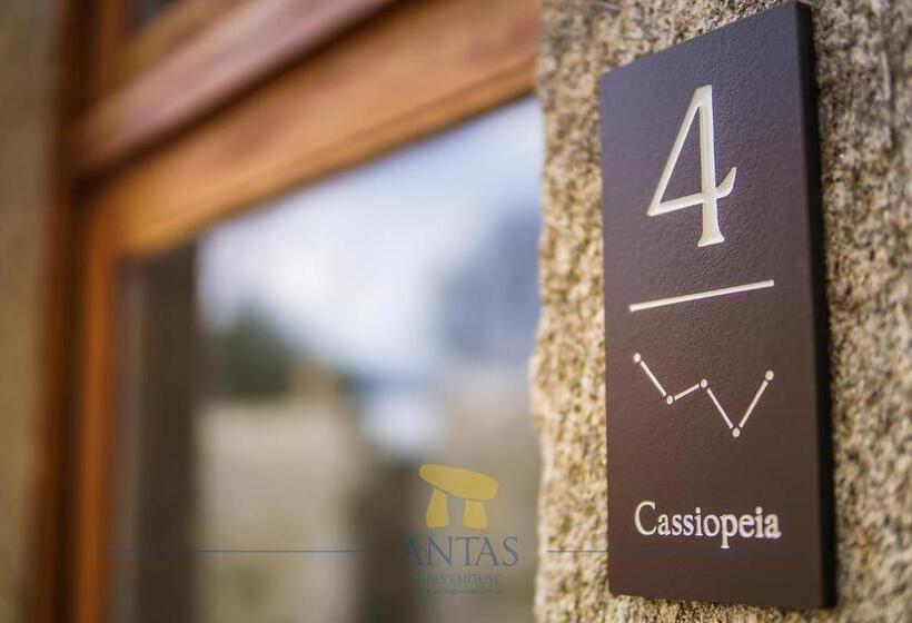 اتاق استاندارد سه نفره, Antas Guest House