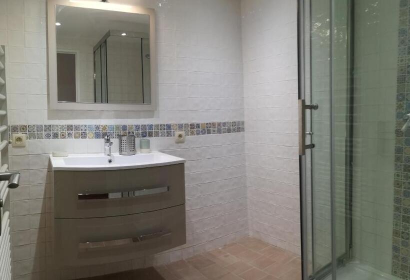 Апартаменты 3 Спальни, La Bastide Du Limon