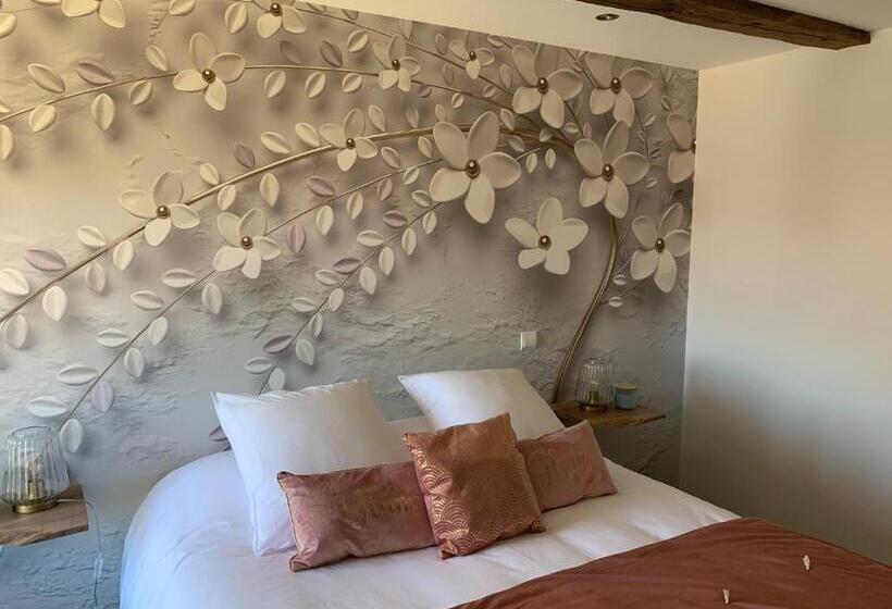 Люкс Кровать Кинг, La Chambre Enchantée
