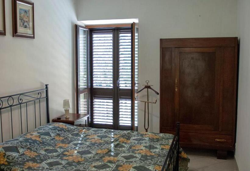 Семейное Студио, Bed & Breakfast Le Piazze