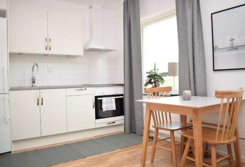استودیوی استاندارد, Apartments Lund