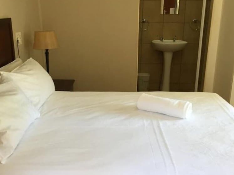 اتاق استاندارد, African Kingdom Guest House