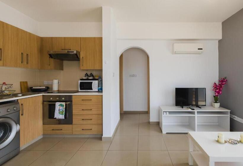 Апартаменты 1 Спальня с Балконом, Oceania Bay Village
