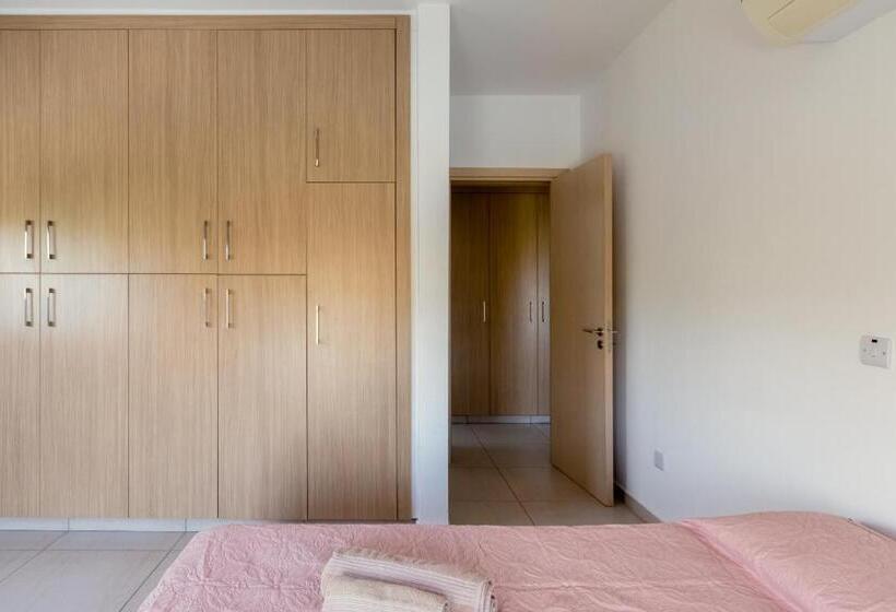Апартаменты 2 Спальни, Oceania Bay Village