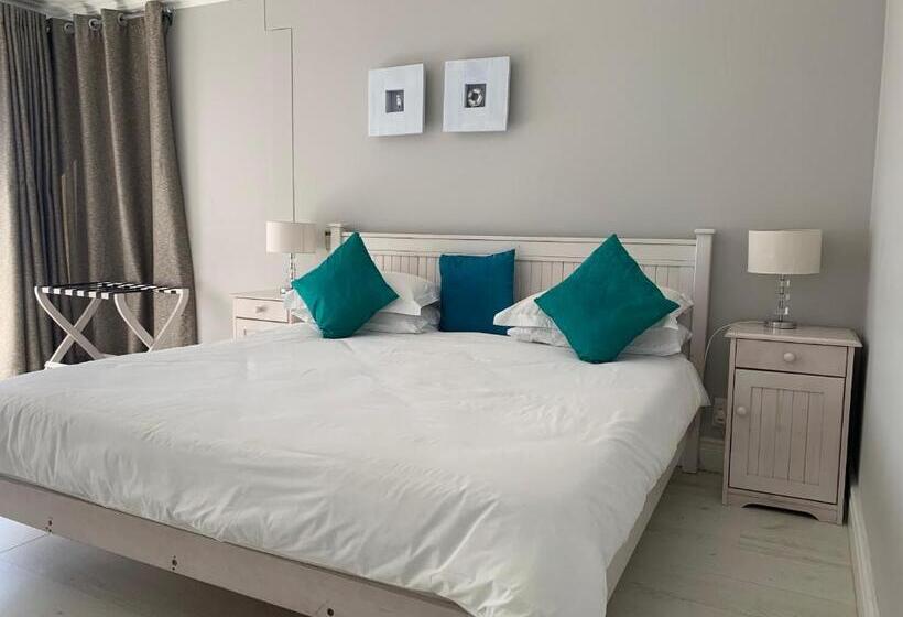Номер Стандарт Вид на Море, Oceansnest Guest House