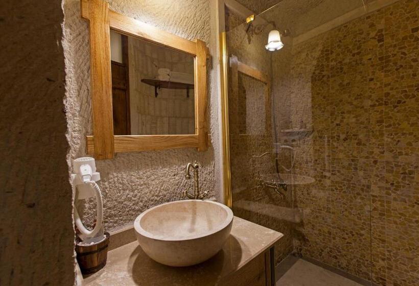 Номер Deluxe, Mithra Cave