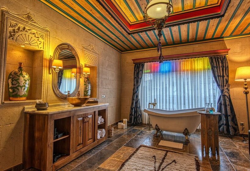 Superior Suite, Museum