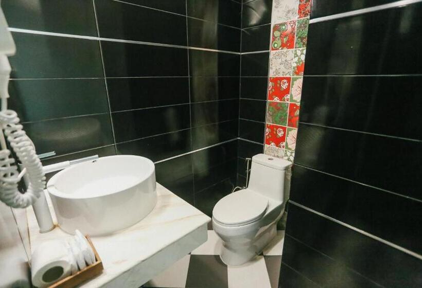 سوییت خانوادگی, Phranang Place  Sha Extra