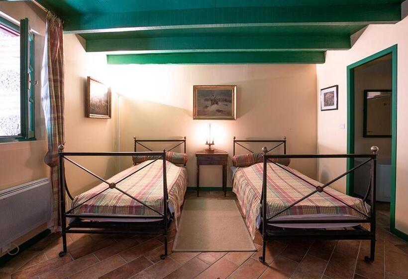 Номер Стандарт, Domaine De Bertranet   Chambres D Hôtes