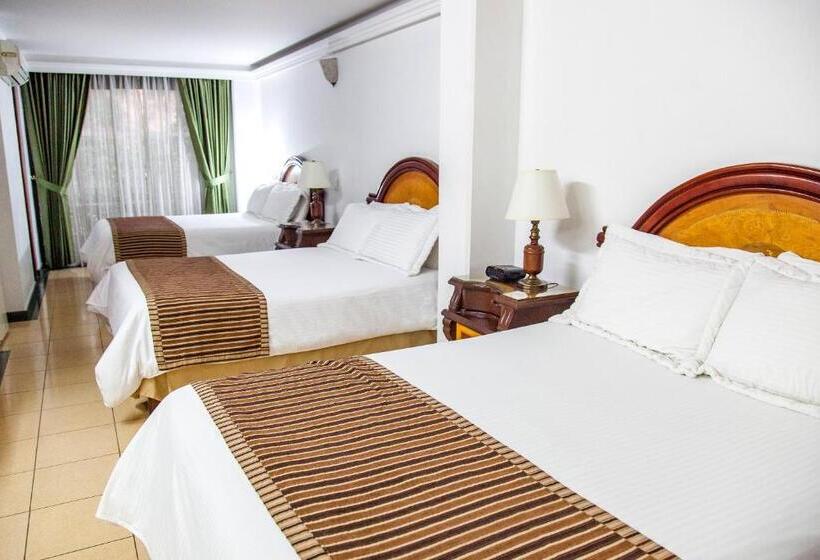 Номер Стандарт Трехместный, Solar Hotel Casa Laureles