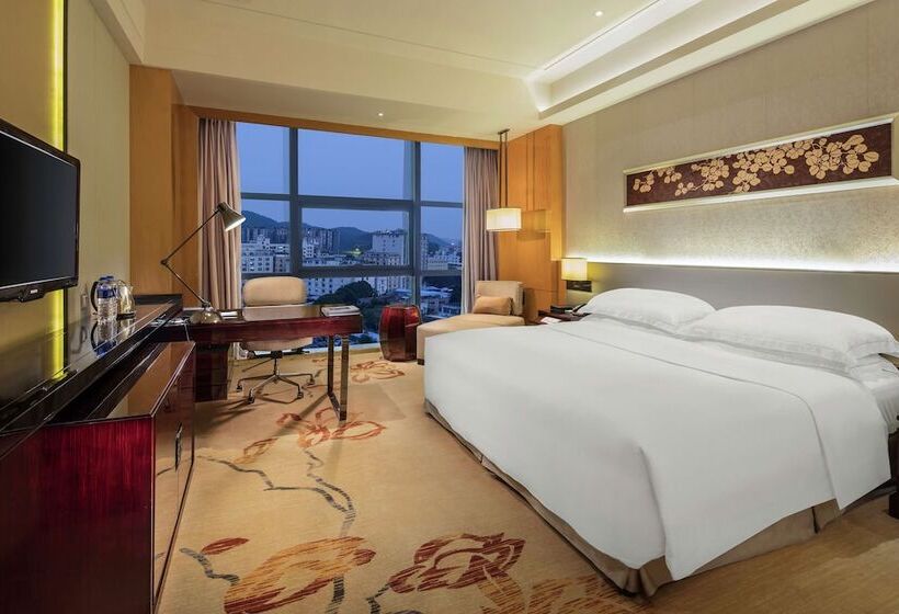 Номер Executive, Hilton Guangzhou Baiyun   Free Shuttle And Phase 1 Registration Service Available For Canton Fair Pe