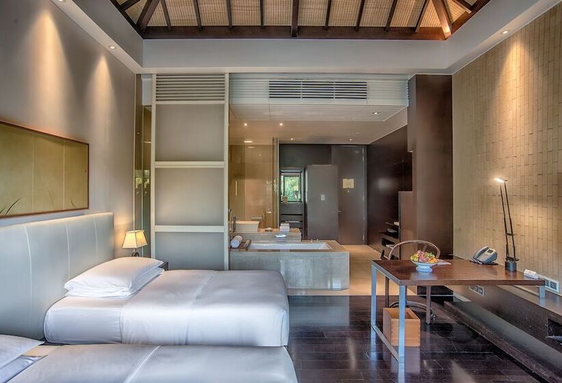 اتاق استاندارد با چشم‌انداز باغ, Park Hyatt Ningbo Resort & Spa