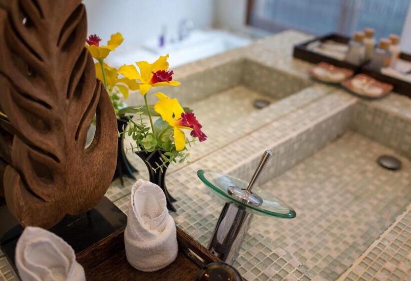 سوئیت جونیور با استخر, Tango Luxe Beach Villa, Koh Samui