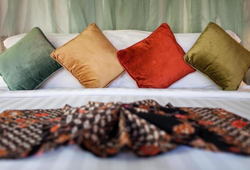 سوئیت جونیور با استخر, Tango Luxe Beach Villa, Koh Samui