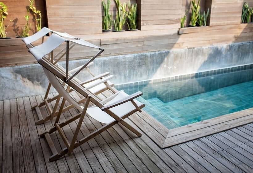 ویلای یک اتاق خوابه با استخر شنا, Tango Luxe Beach Villa, Koh Samui