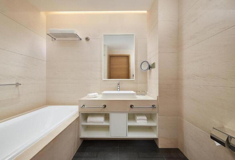 Семейное Студио, The Westin Xi An