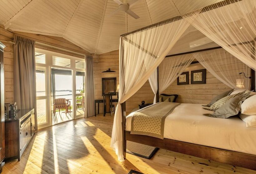 ویلا پریمیوم 1 خوابه, Komandoo Maldives Island Resort