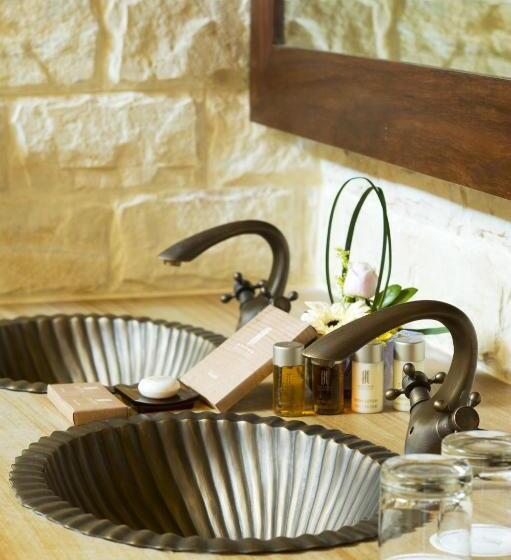 سوییت, Philea Resort & Spa