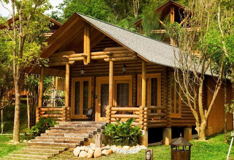 سوییت, Philea Resort & Spa