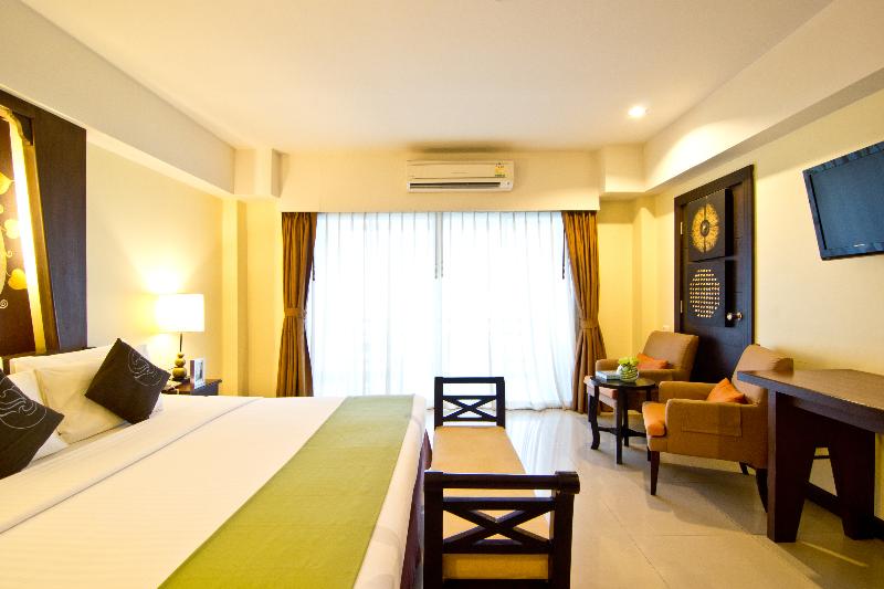 Номер Deluxe, Golden Sea Pattaya   Sha Extra Plus