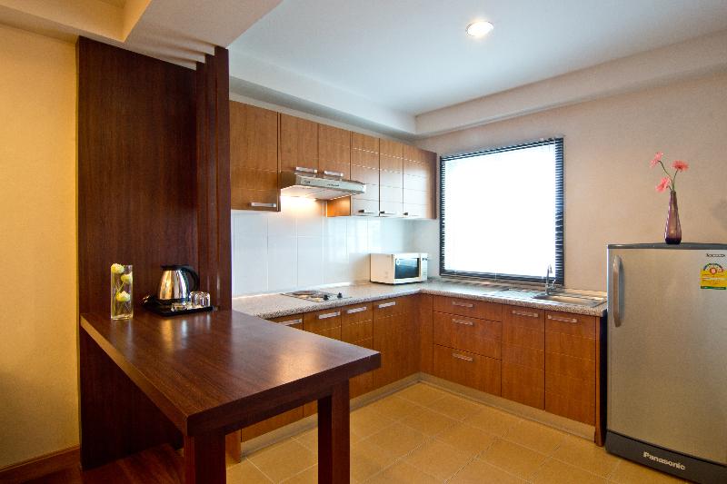 디럭스 스튜디오, Golden Sea Pattaya   Sha Extra Plus