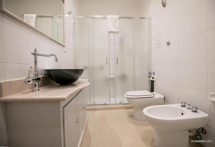 Номер Стандарт с Балконом, B&b Nonna Lella