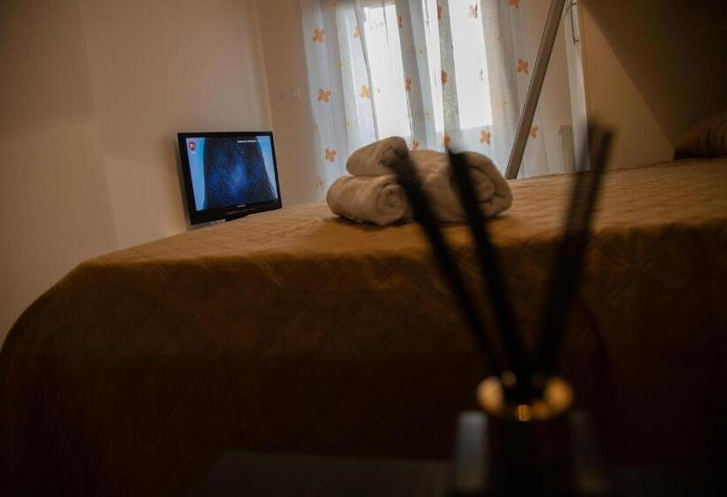 اتاق استاندارد سه نفره, B&b Miramare Suite