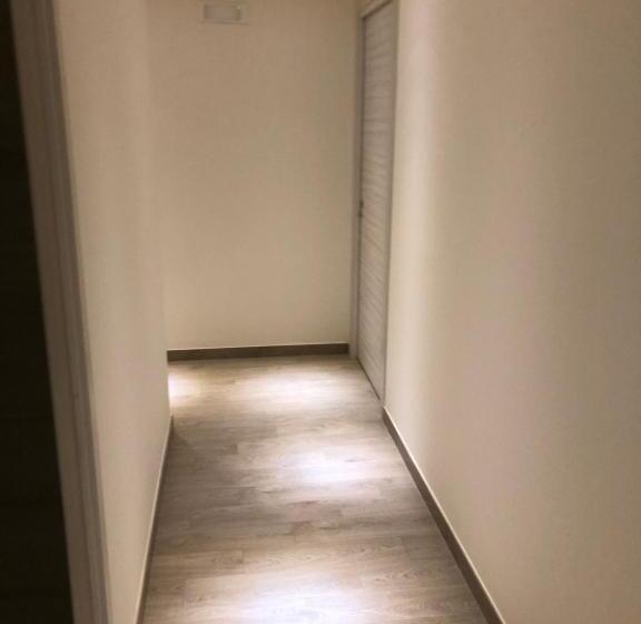 اتاق لوکس, B&b Miramare Suite