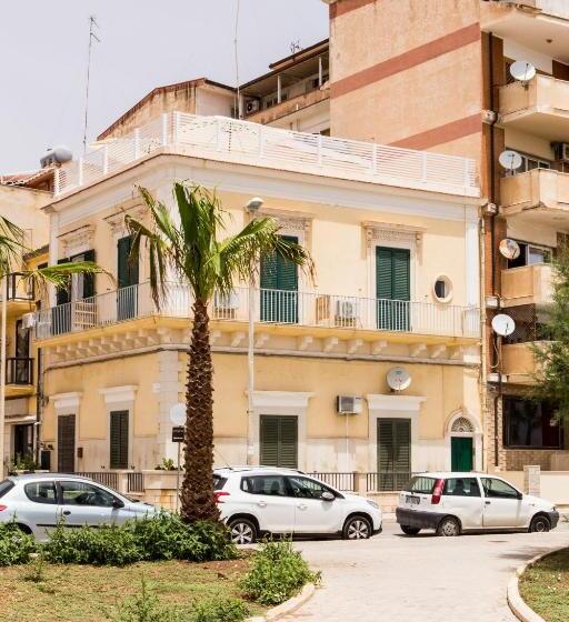 اتاق استاندارد, Sea Beach Pozzallo