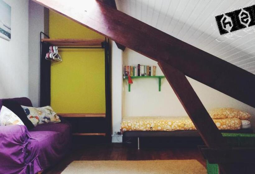 تختخواب در اتاق مشترک, H2oholidays   Auberge De Jeunesse   Youth Hostel