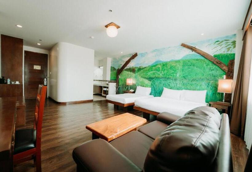 스탠다드 룸 킹사이즈 침대, Nature S Village Resort