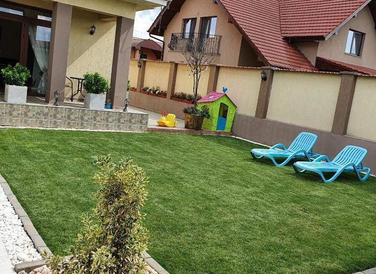 ویلای سوپریور 1 خوابه, Vila De La Lugas