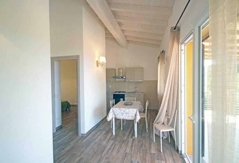 آپارتمان 1 خوابه با تراس, Villa Artemide
